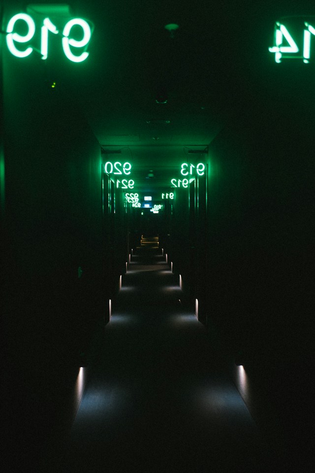 How Can Groups With Different Personalities Work Together to Solve an Escape Room Challenge